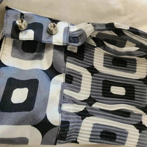 Violet  & Claire New York Rouched Stretchy Overblouse L - Picture 8 of 11